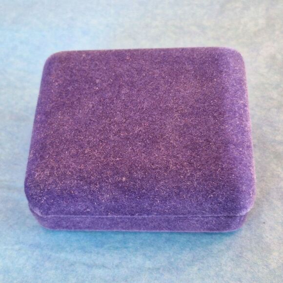 Vintage Nautical Drop Earrings Anchor Sailboat Enamel Gold Tone 1.5" Drop in Box - Picture 6 of 12